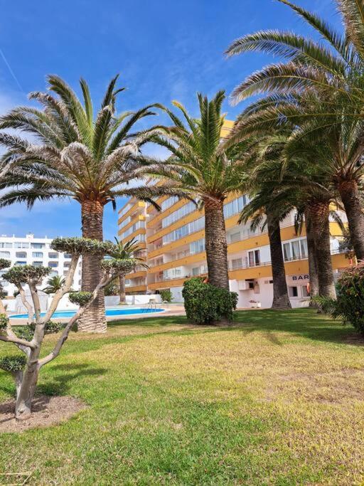 Holiday Center Apartamento Vistas Mar, Acceso Directo Playa Y Piscina Roses Bagian luar foto